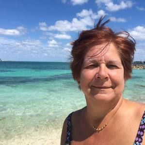 Meet your Posher, Christine